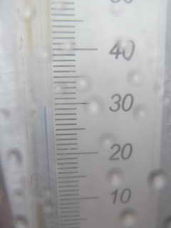 ビニール温室内の温度計